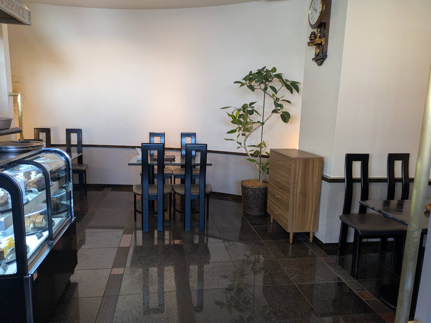 店内③