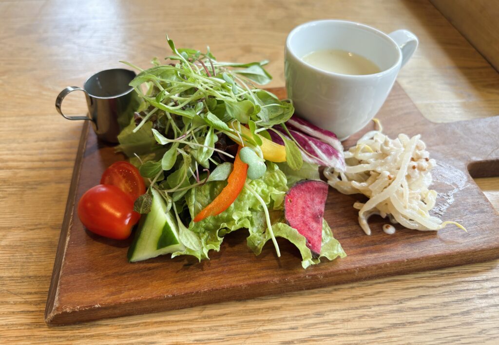料理画像(サラダ)